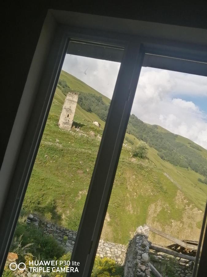 Sesili Guesthouse Adishi Luaran gambar