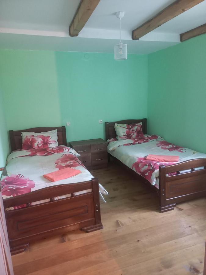 Sesili Guesthouse Adishi Luaran gambar